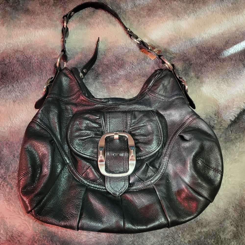 B. Makowsky Black Soft Leather Shoulder Bag Purse Large Zips Closed Leopard Ins